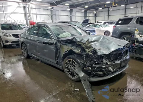 2017 BMW 530 Xi из США, поврежденный, VIN WBAJA7C35HG905723